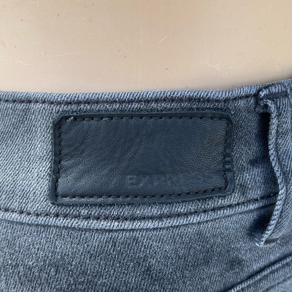 EXPRESS | High Rise Ankle Legging Stretch Jeans - Picture 8 of 11